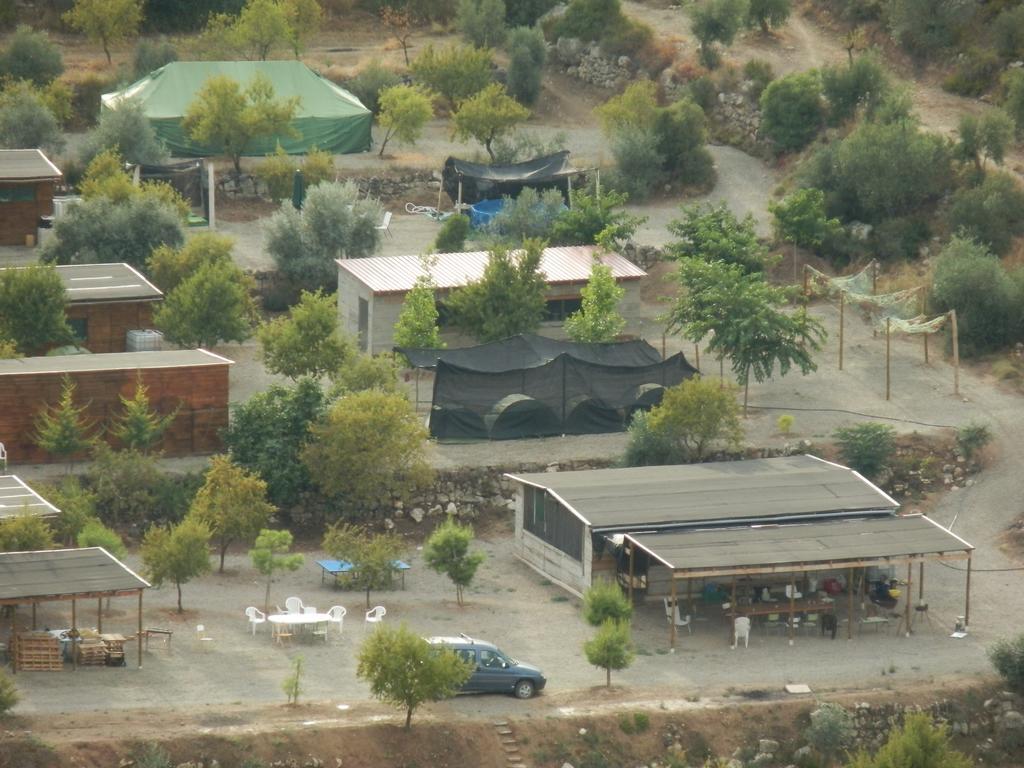La Comanglora Lleida Exterior foto